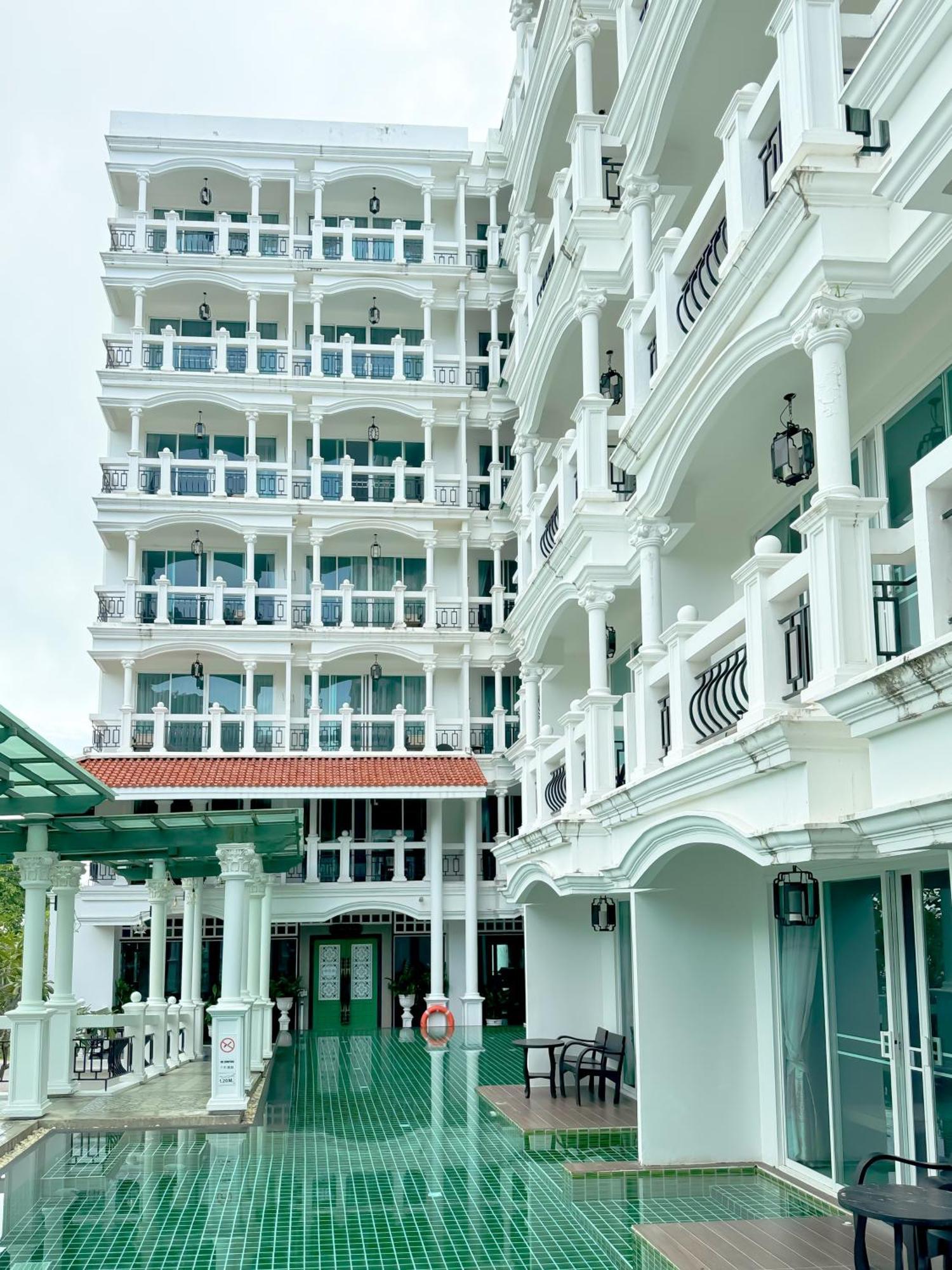 Grand Supicha City Hotel - Sha Plus Phuket Exterior foto